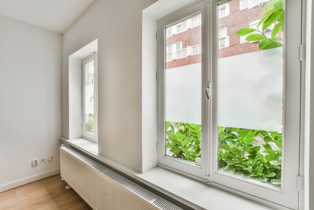 Fenêtres PVC sur mesure posées par un menuisier à Lyon