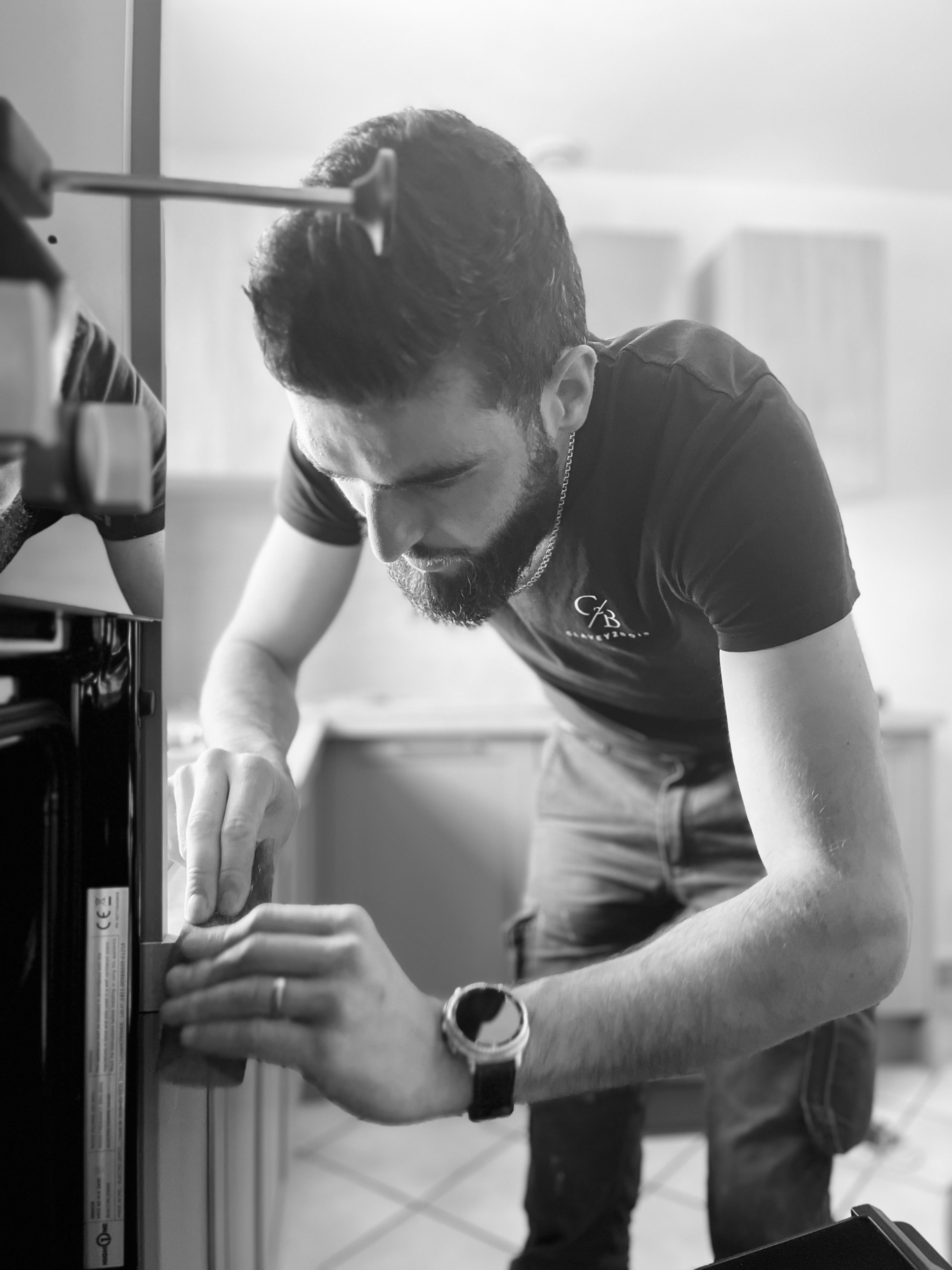Florian Claveyrolat, fondateur de CLAVEY2BOIS, menuisier à Lyon